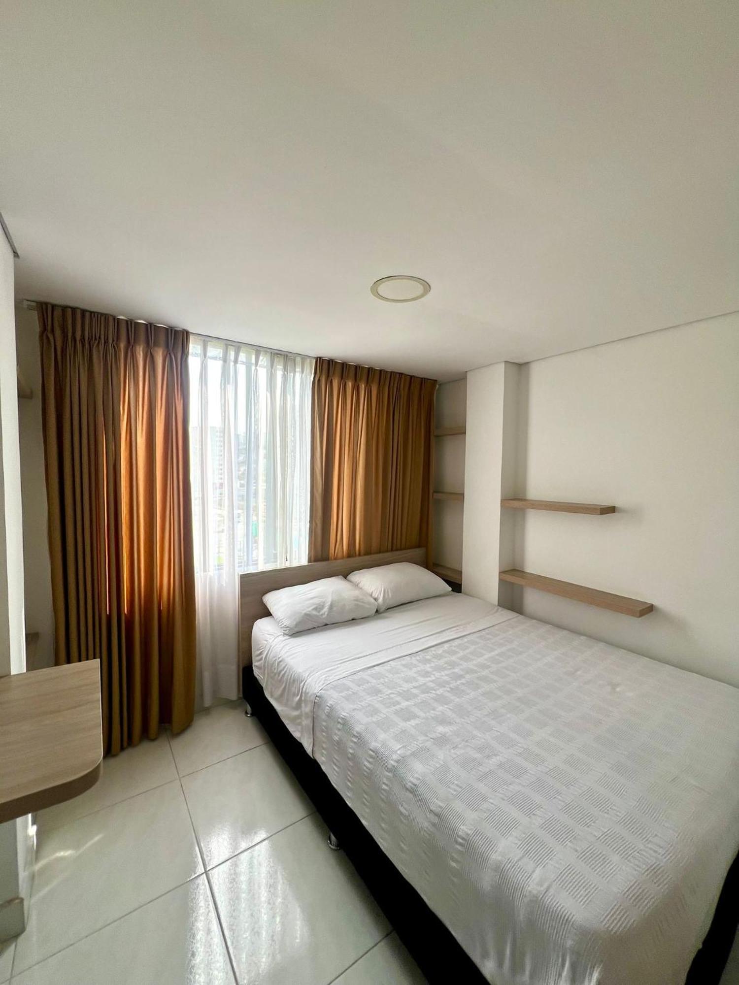 Hotel Adel مانيزاليس المظهر الخارجي الصورة