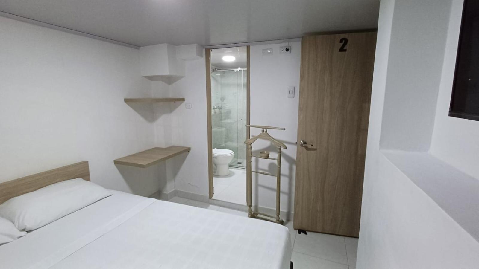 Hotel Adel مانيزاليس المظهر الخارجي الصورة